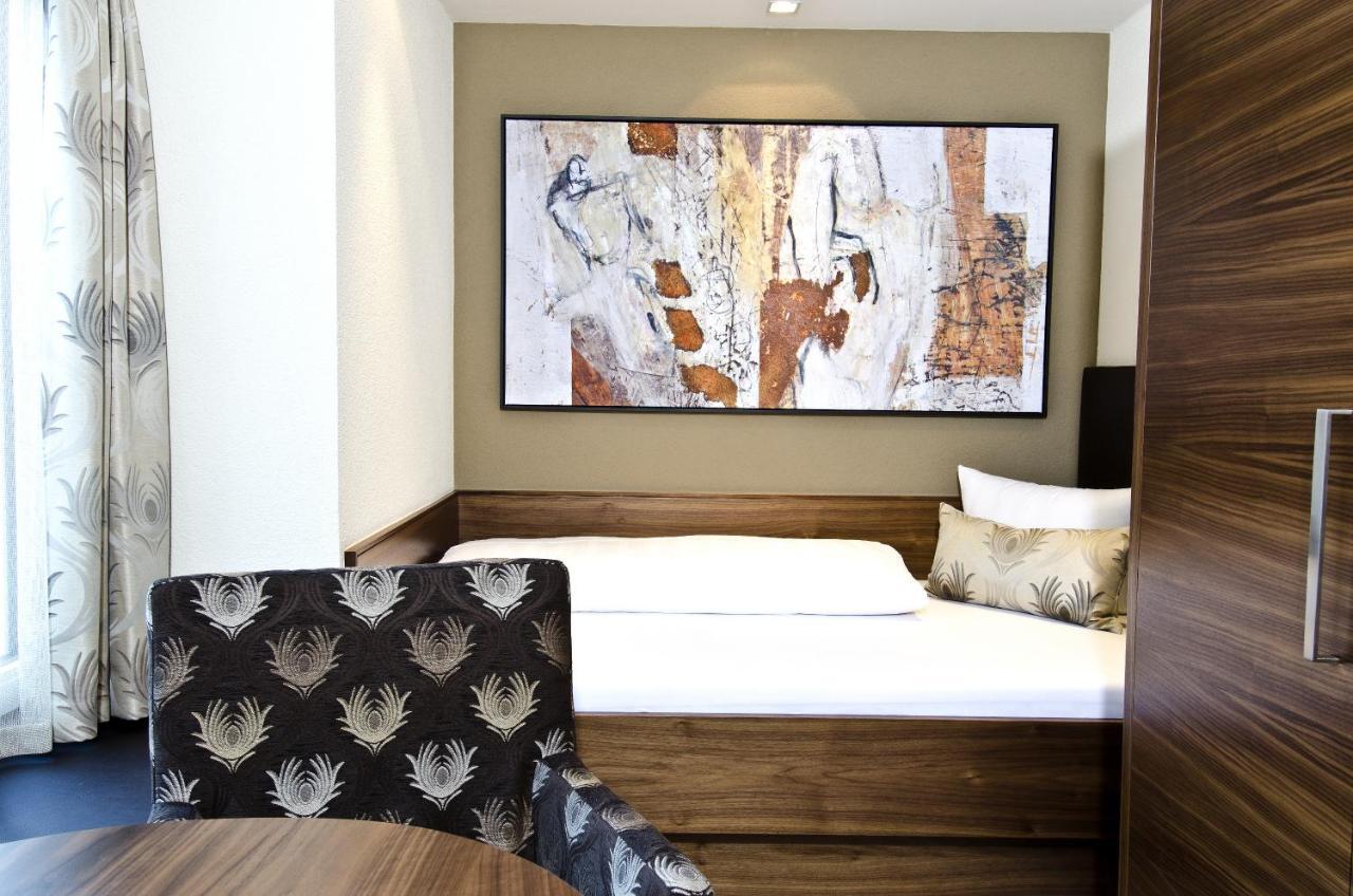 Hotel Garni Astoria Ischgl Room photo